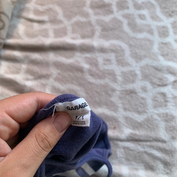 Blue tank top - Picture 3 of 3